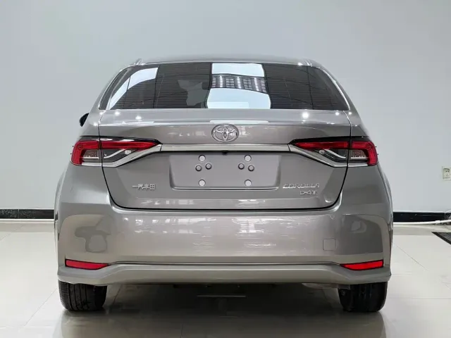 Toyota Corolla — Фото автомобиля 5