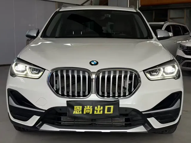 BMW X1 — Фото автомобиля 3