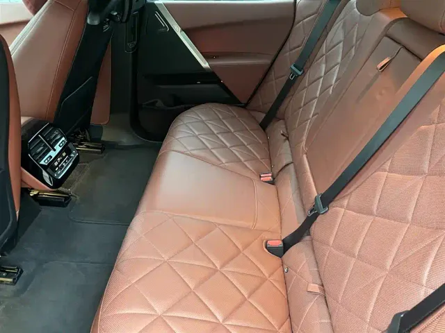 BMW iX M60 — Фото автомобиля 9