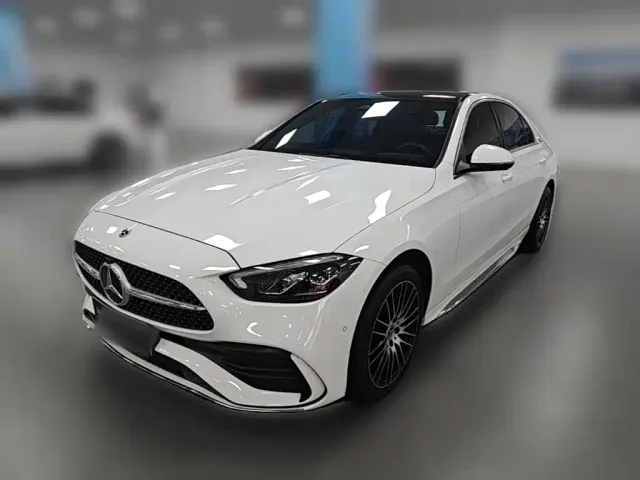 Фотография автомобиля — Mercedes-Benz C-Class