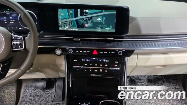 Kia Carnival Generation 4 — Фото автомобиля 20