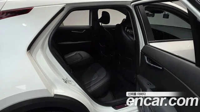 Kia Niro — Фото автомобиля 17