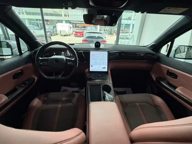 Nio EC6 — Фото автомобиля 16