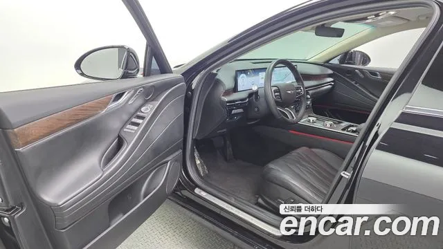 Genesis G80 RG3 — Фото автомобиля 10