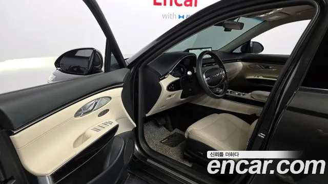 Genesis GV70 2.5T Бензин 2WD — Фото автомобиля 10