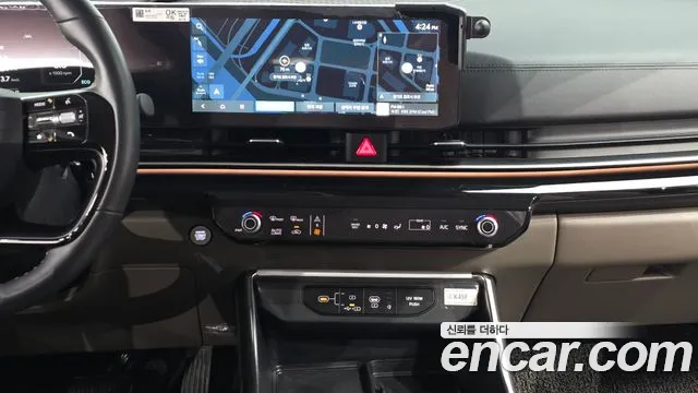 Kia Carnival Generation 4 — Фото автомобиля 12
