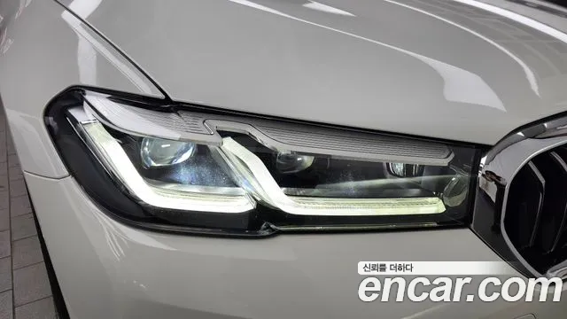 BMW 5 Series G30 — Фото автомобиля 7