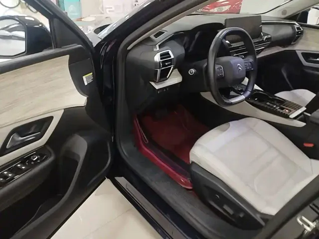 Citroen C5 X — Фото автомобиля 15