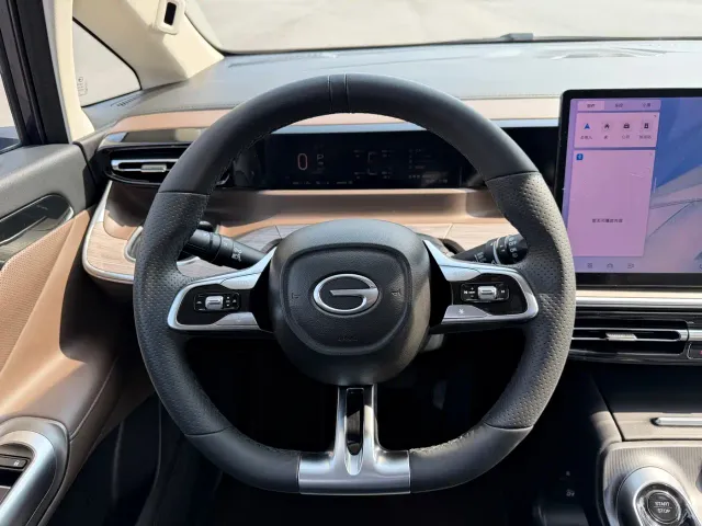 GAC Trumpchi E8 — Фото автомобиля 8