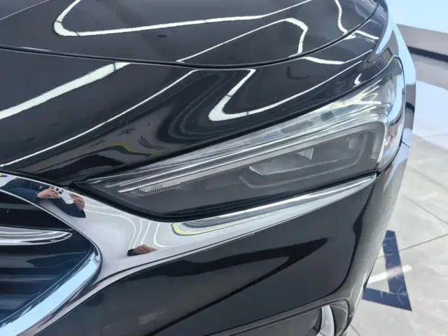 Buick LaCrosse — Фото автомобиля 5