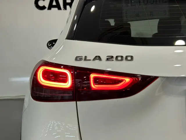 Mercedes-Benz GLA-Class — Фото автомобиля 24