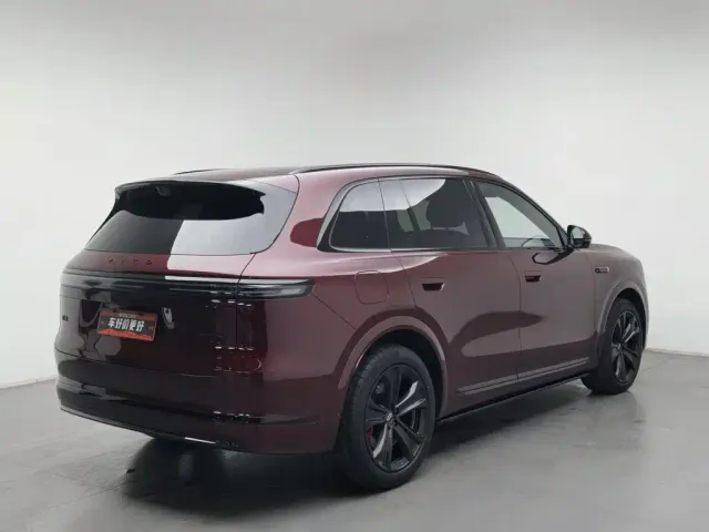 Aito M7 — Фото автомобиля 2