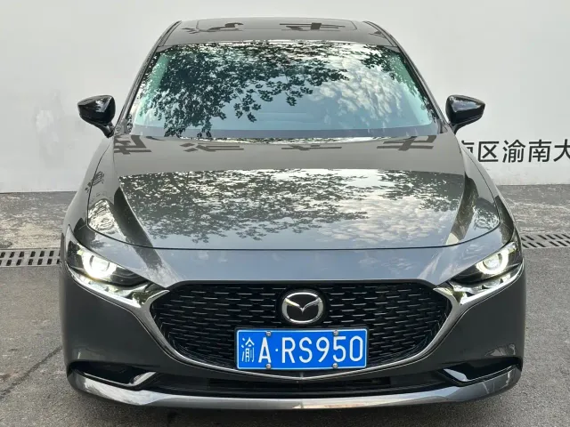 Mazda Axela — Фото автомобиля 2