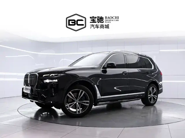 Фотография автомобиля — BMW X7