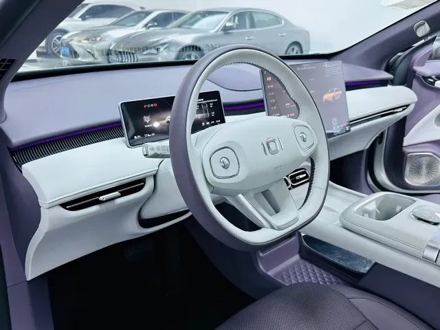Changan Qiyuan A06 — Фото автомобиля 5