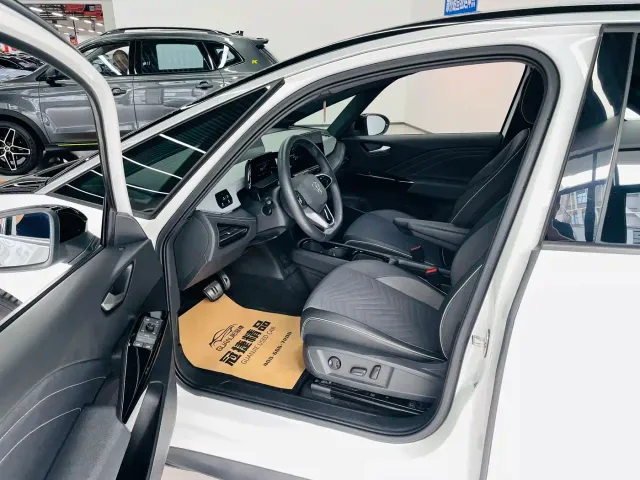 Volkswagen ID.3 — Фото автомобиля 4
