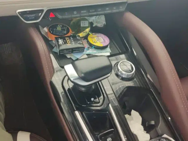 Geely Xingyue L — Фото автомобиля 16