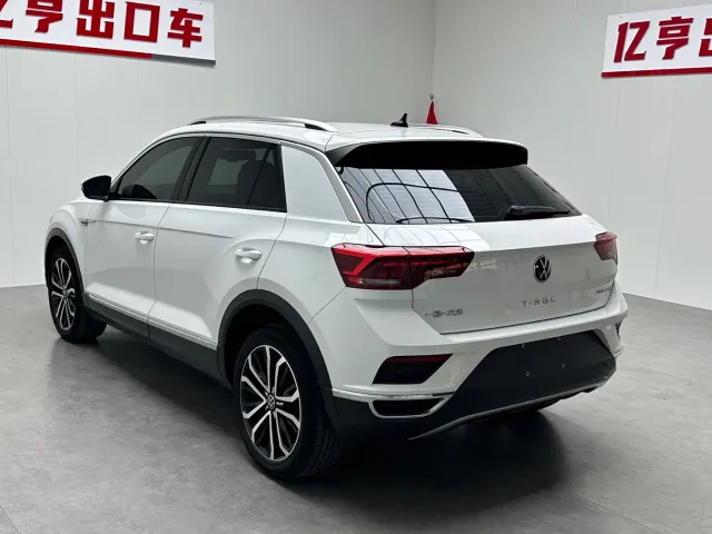 Volkswagen T-Roc — Фото автомобиля 16