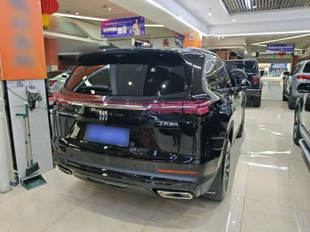 Buick Envision Plus 2025 Enclave Plus 28T AWD Platinum Edition — Фото автомобиля 6