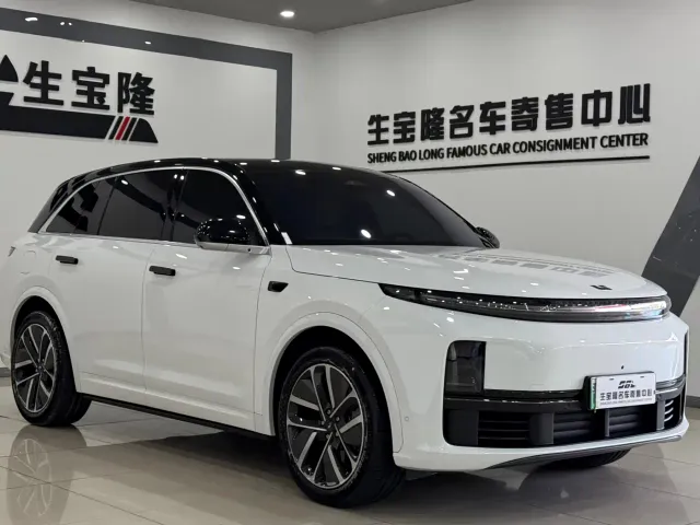 Li Auto L7 — Фото автомобиля 3