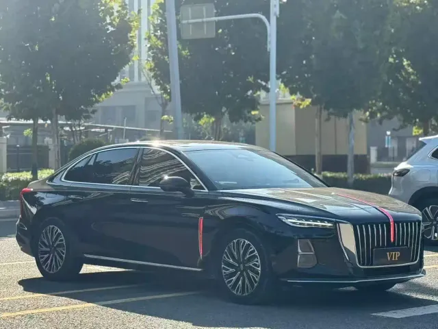 Hongqi H5 — Фото автомобиля 3
