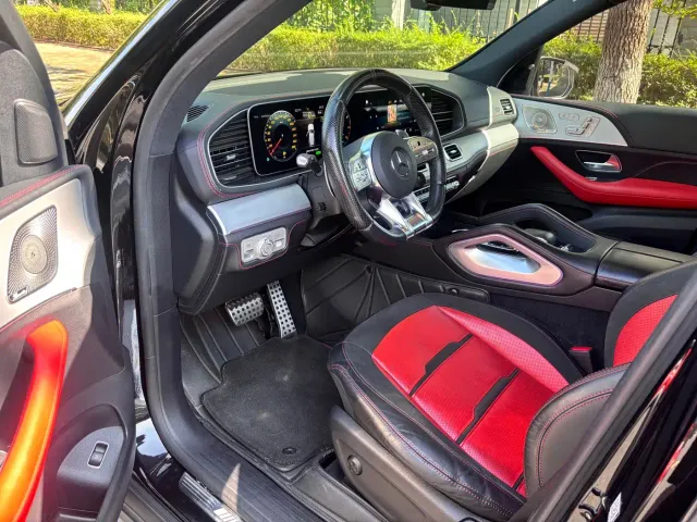 Mercedes-Benz GLE-Class AMG — Фото автомобиля 4