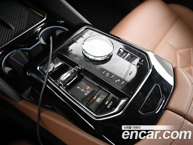BMW 5 Series G60 — Фото автомобиля 15