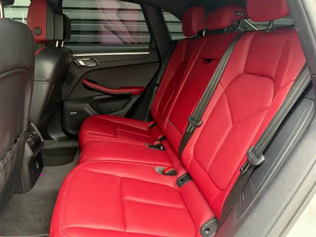 Porsche Macan — Фото автомобиля 8