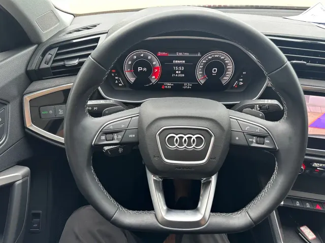 Audi Q3 — Фото автомобиля 8