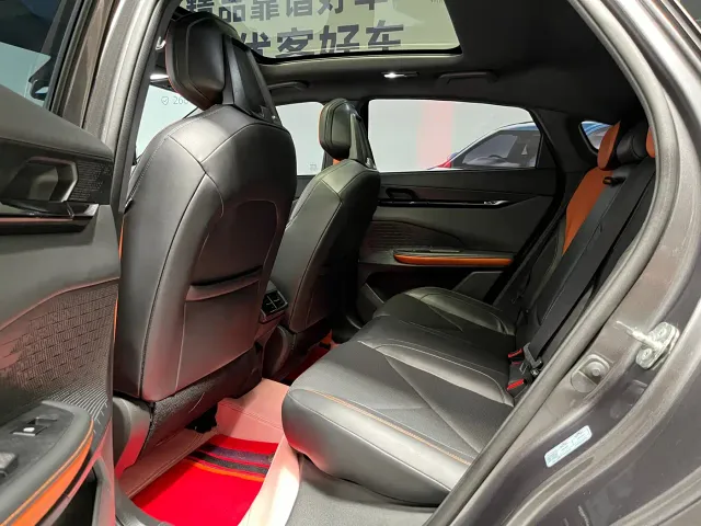 Changan UNI-V — Фото автомобиля 12