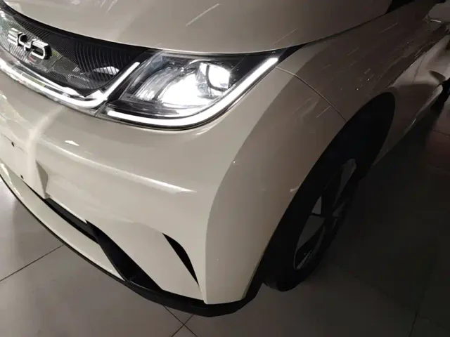 BYD Dolphin — Фото автомобиля 23