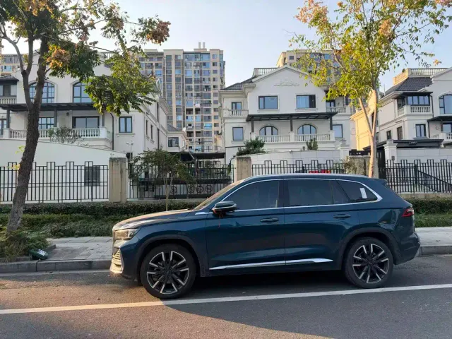 Geely Xingyue L — Фото автомобиля 2
