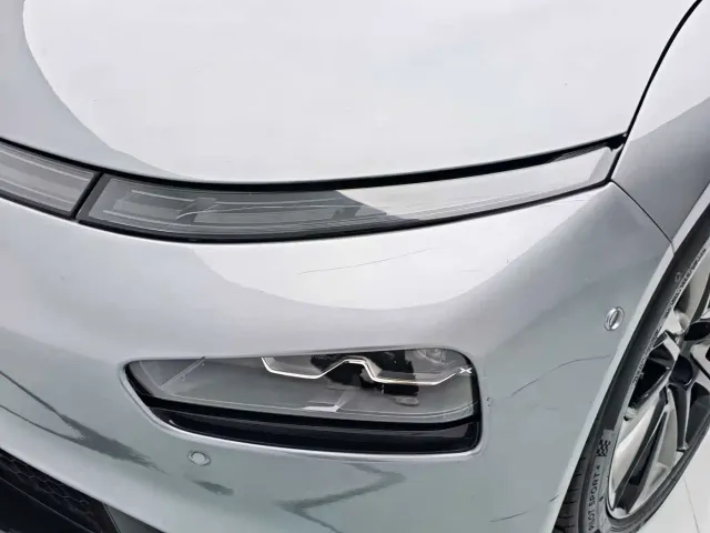 Xpeng P7 — Фото автомобиля 10