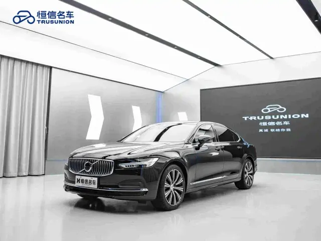 Volvo S90 — Фото автомобиля 3