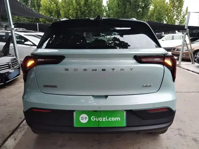 Geely Geometry E Firefly — Фото автомобиля 5