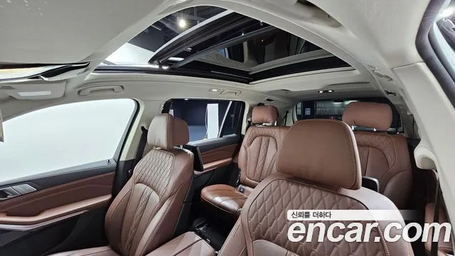 BMW X7 — Фото автомобиля 15