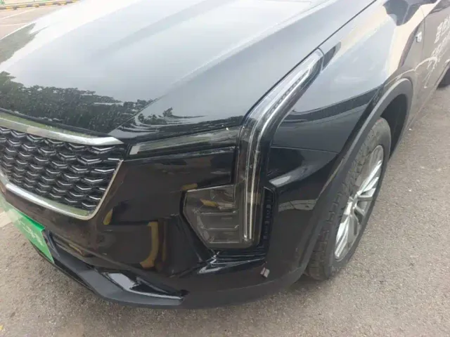 Cadillac XT4 — Фото автомобиля 23
