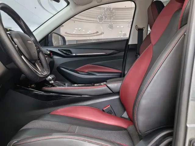 Changan Oushang X5 — Фото автомобиля 4