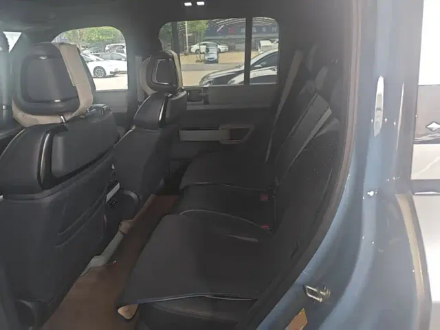 BYD FangChengBao Leopard 5 — Фото автомобиля 16