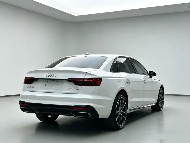 Audi A4L — Фото автомобиля 7