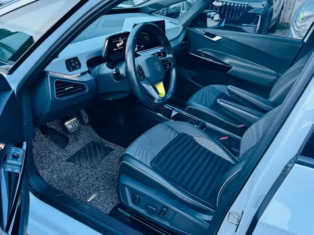 Volkswagen ID.3 — Фото автомобиля 4