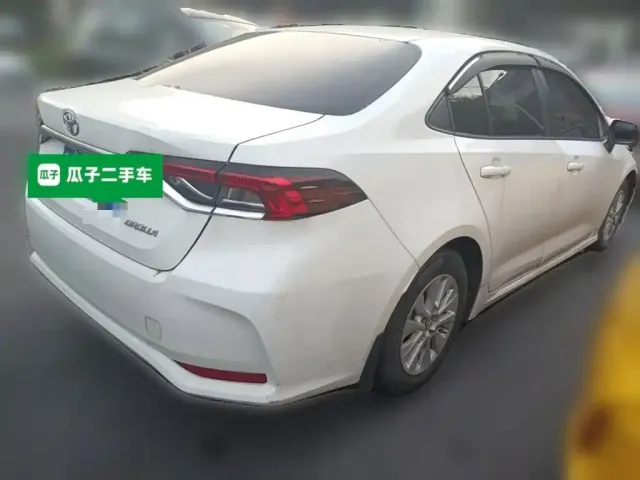 Toyota Corolla — Фото автомобиля 4
