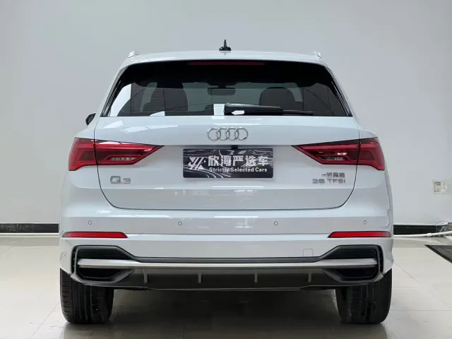 Audi Q3 — Фото автомобиля 5