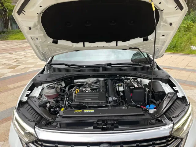 Volkswagen Sagitar — Фото автомобиля 12