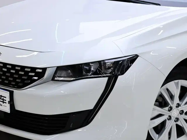 Peugeot 508 — Фото автомобиля 9