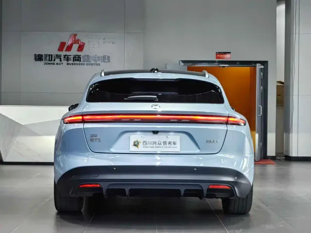 Nio ET5 Touring — Фото автомобиля 5