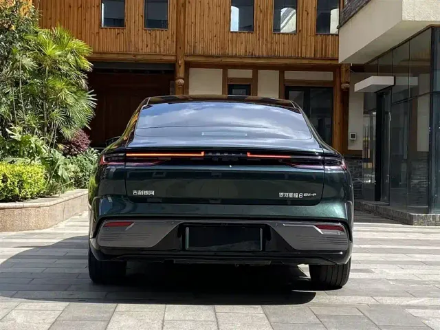 Geely Galaxy Xingyao 8 — Фото автомобиля 5