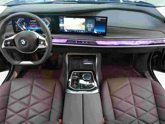 BMW 7 Series — Фото автомобиля 8