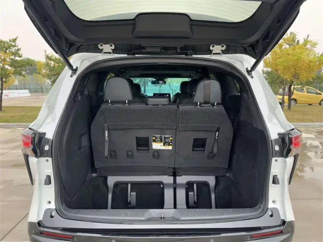 Toyota Granvia — Фото автомобиля 19