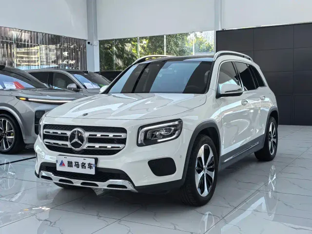 Фотография автомобиля — Mercedes-Benz GLB-Class